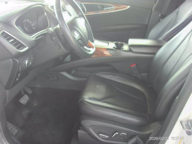 Used 2017 Lincoln MKX Reserve w/ Lincoln MKX Climate Package image 7