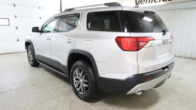 Used 2017 GMC Acadia SLT image 3