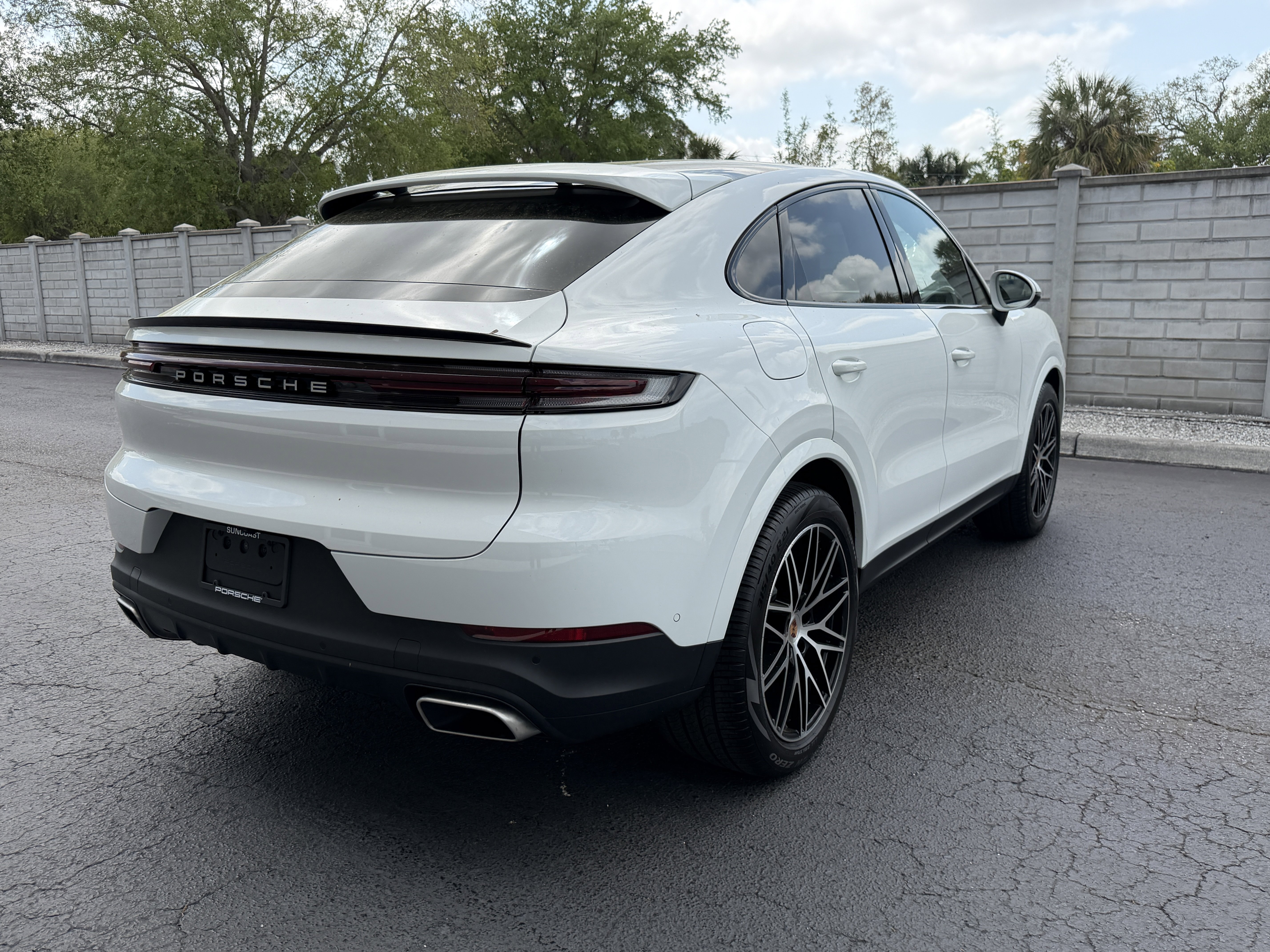 New 2026 Porsche Cayenne Coupe image 6