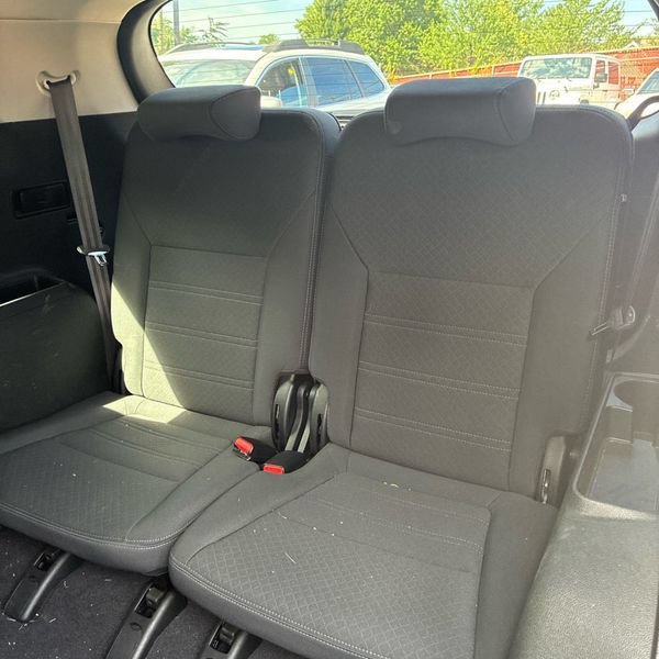 Used 2019 Kia Sorento FWD V6 image 25