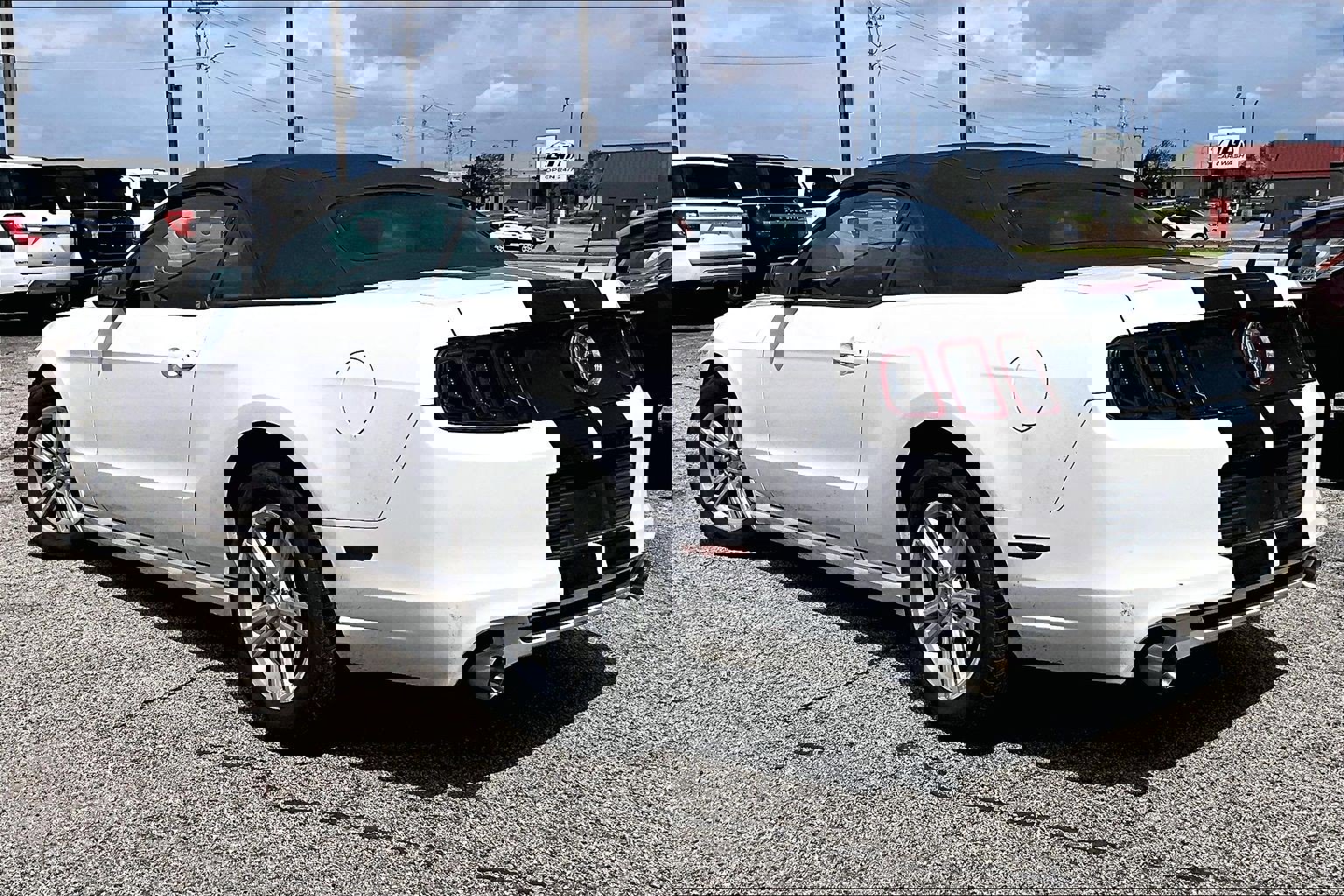 Used 2013 Ford Mustang Convertible image 5