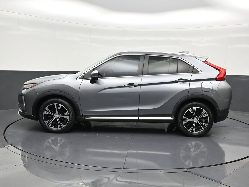 Used 2020 Mitsubishi Eclipse Cross LE image 2