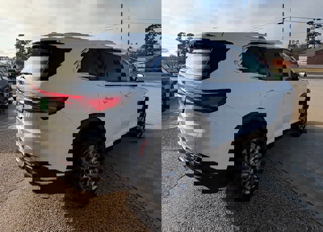 New 2026 Buick Enclave Preferred w/ Power Package image 8