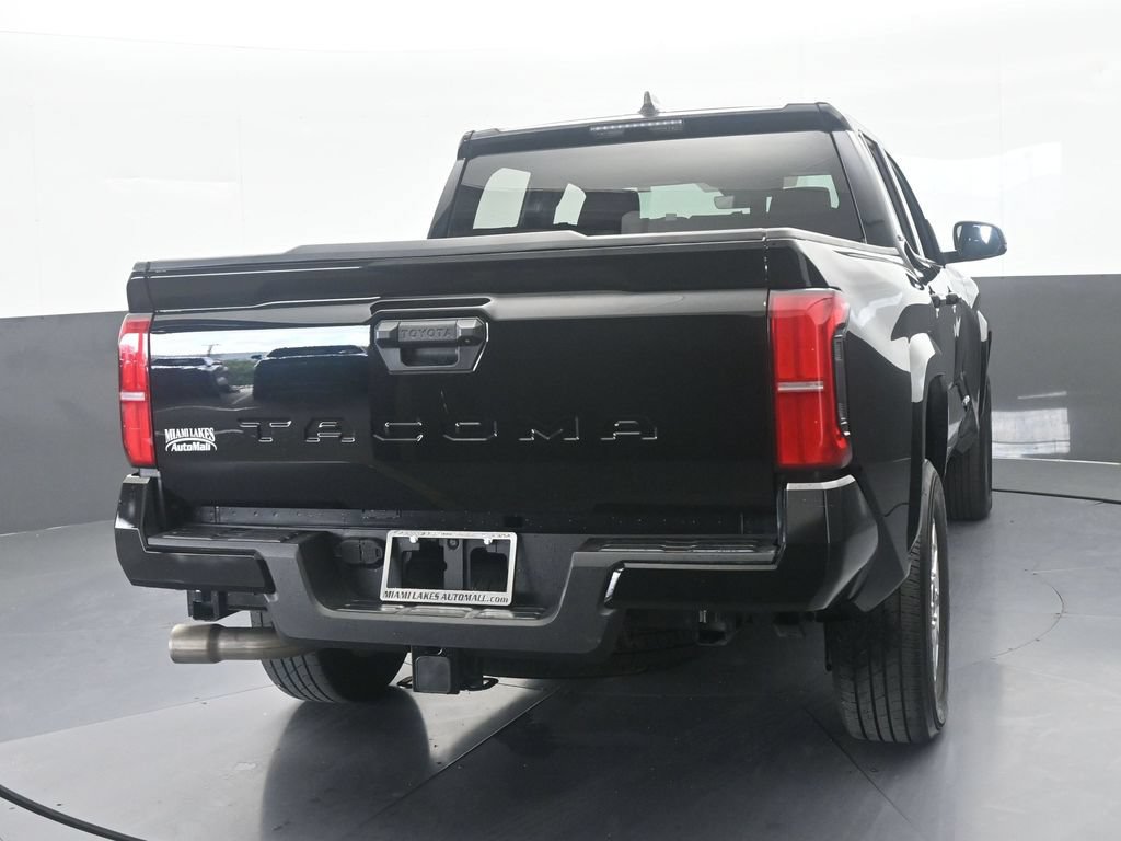 Used 2025 Toyota Tacoma SR5 RWD image 5