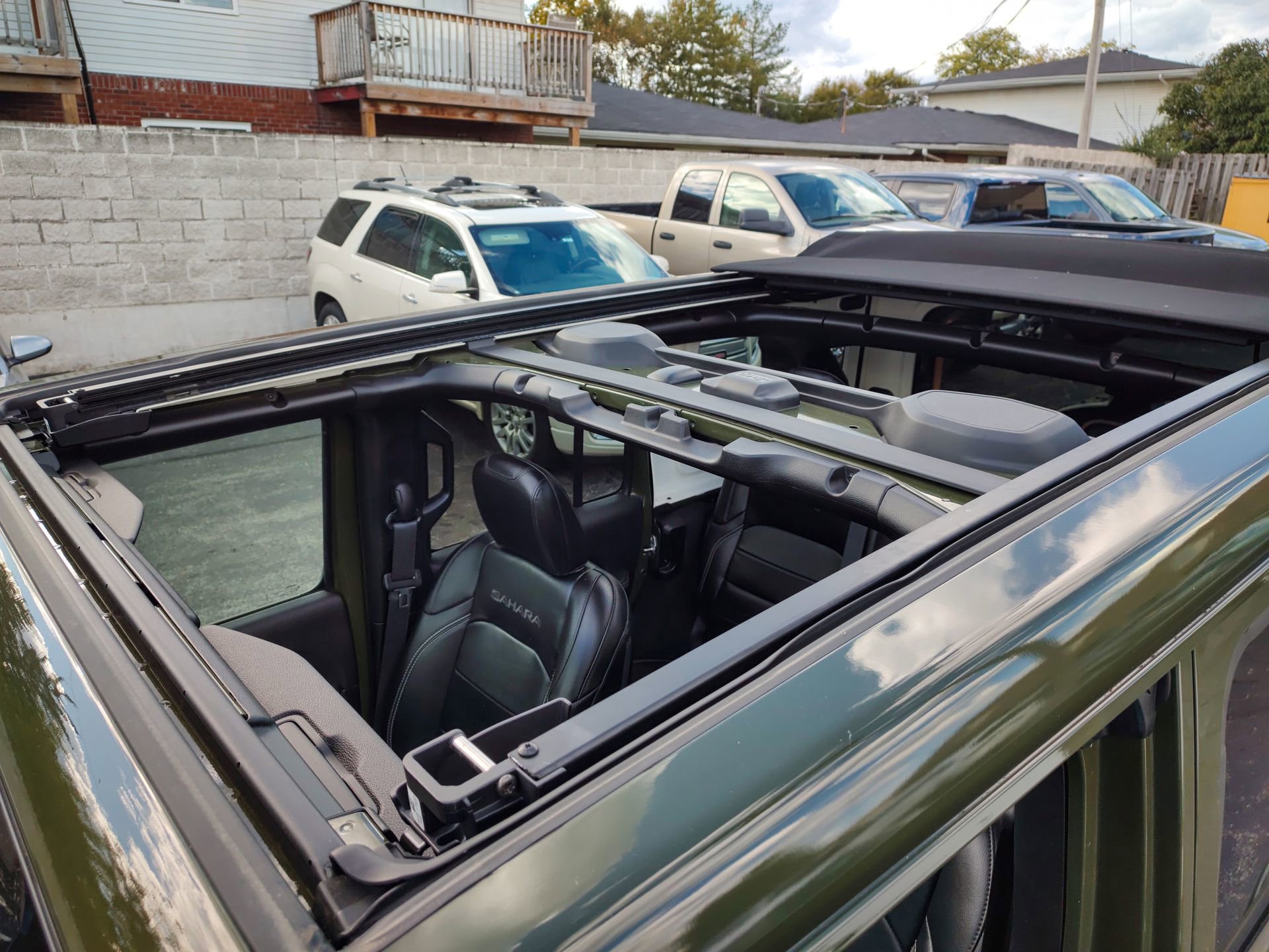 Used 2021 Jeep Wrangler Unlimited Sahara w/ Cold Weather Group image 5