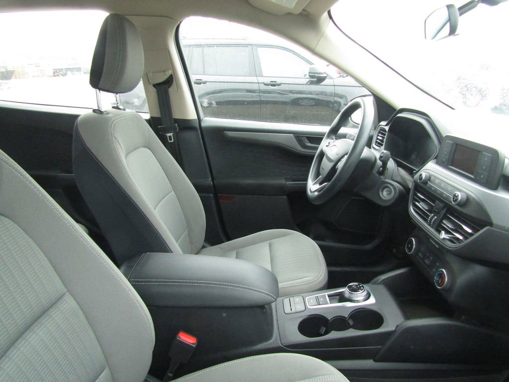 Used 2020 Ford Escape S image 11