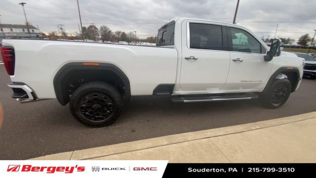 New 2026 GMC Sierra 3500 Denali w/ Denali Reserve Package AWD/4WD image 10