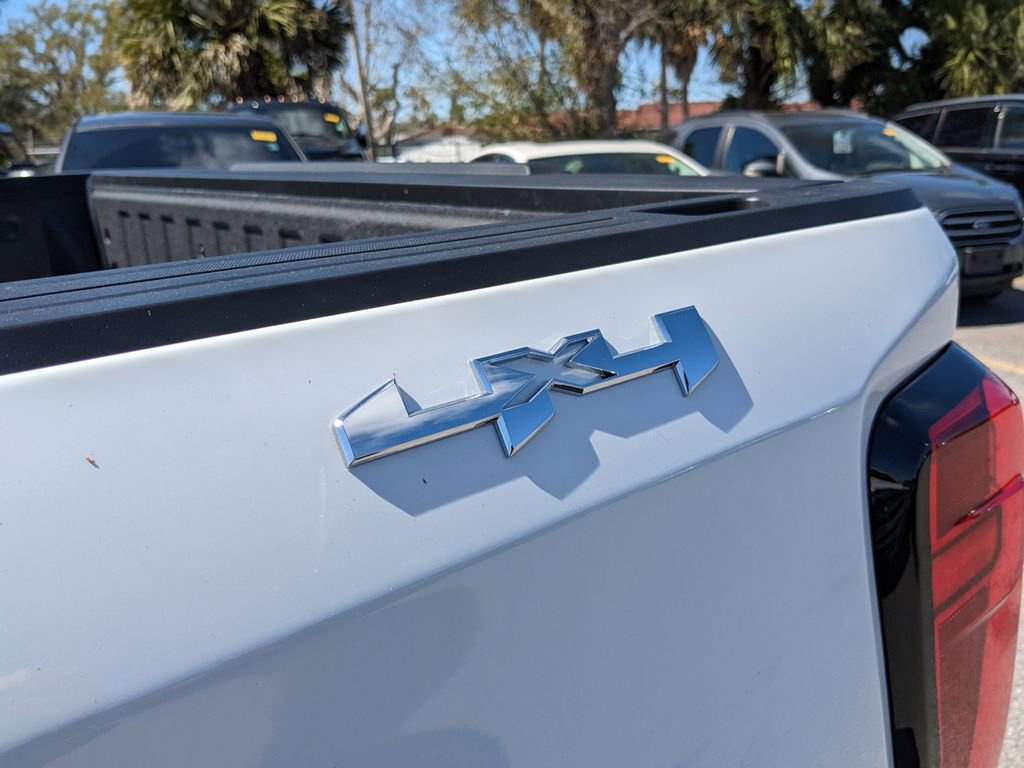 Used 2026 GMC Sierra 1500 Elevation image 14