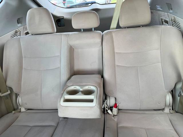 Used 2016 Nissan Murano SV w/ Premium Package FWD image 29