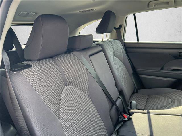 Certified 2025 Toyota Highlander LE image 21