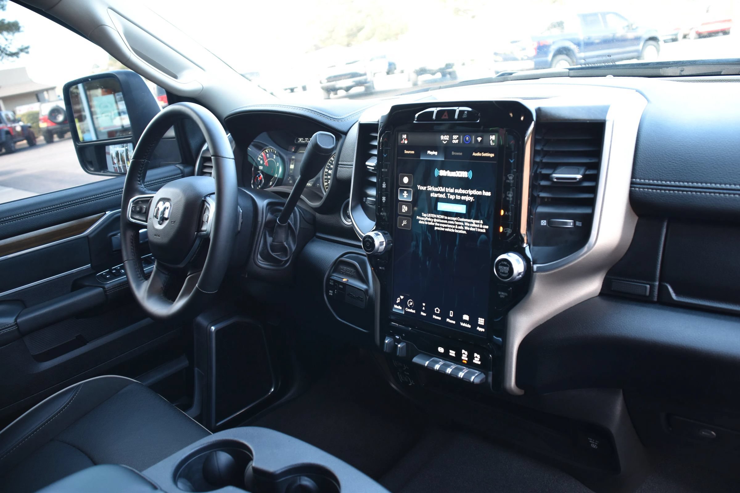 Used 2024 RAM 2500 Laramie AWD/4WD image 25