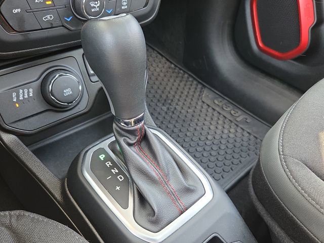 Used 2023 Jeep Renegade Latitude w/ Sun/Sound Group image 14