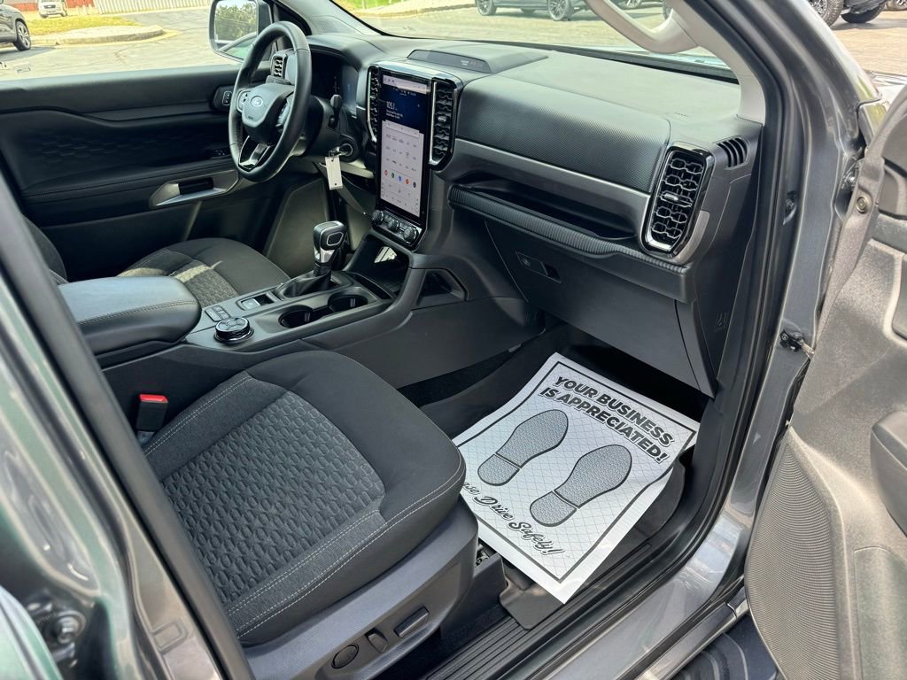 Used 2024 Ford Ranger XLT w/ Technology Package image 12