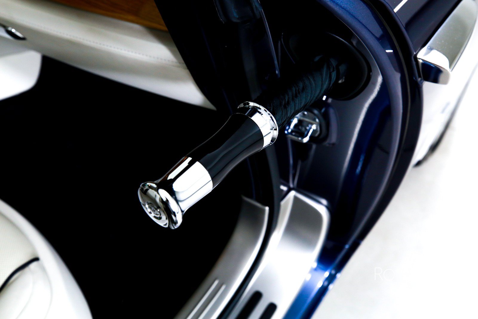 Certified 2019 Rolls-Royce Wraith RWD image 25