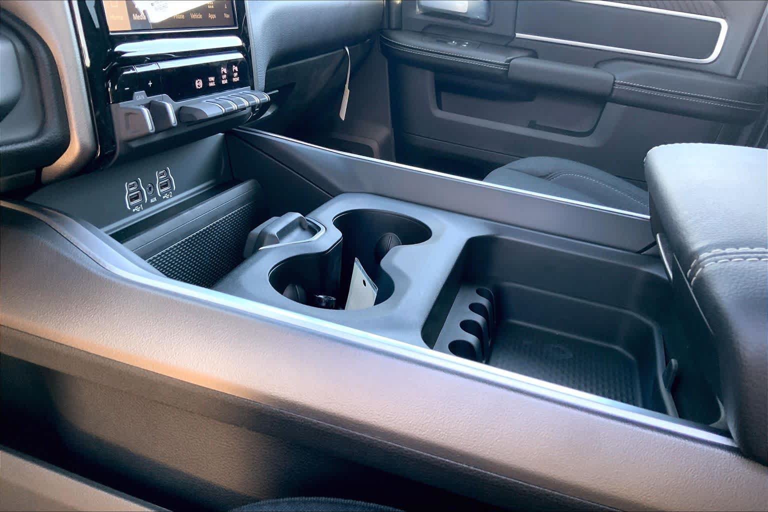 New 2026 RAM 3500 Lone Star AWD/4WD image 7