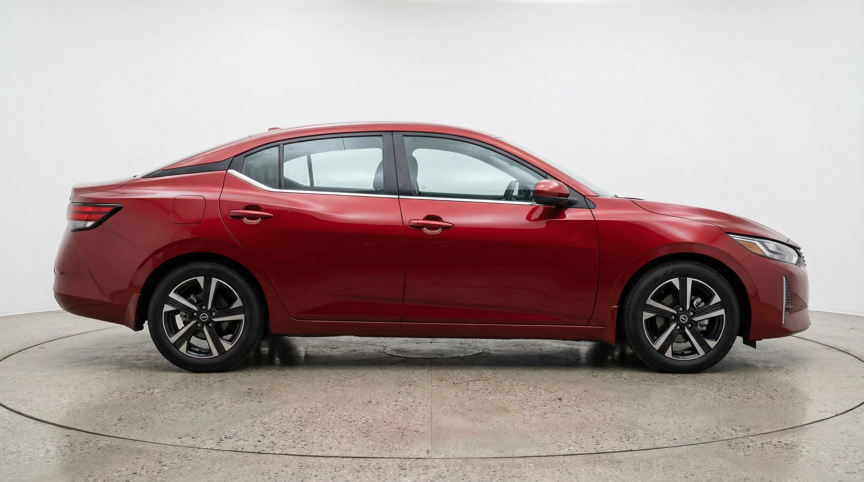 Used 2025 Nissan Sentra SV FWD image 11
