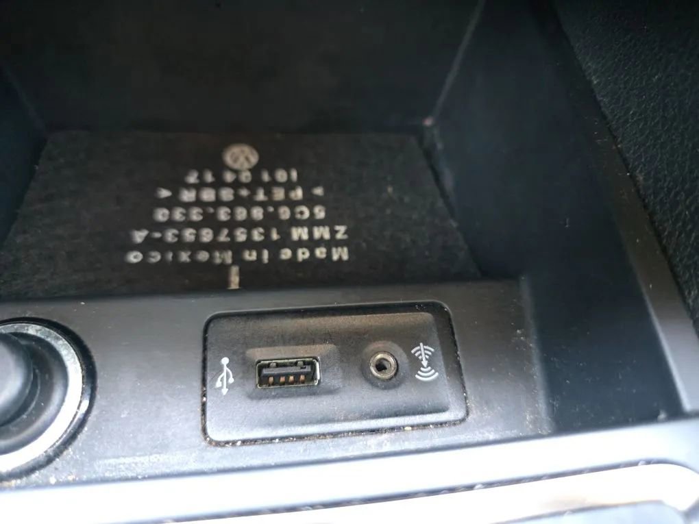 Used 2017 Volkswagen Jetta SE image 33