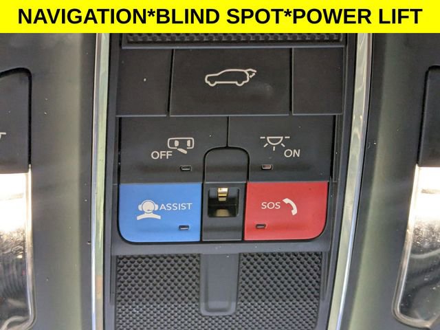 Used 2022 Jeep Grand Cherokee L Limited w/ Black Appearance Package image 27