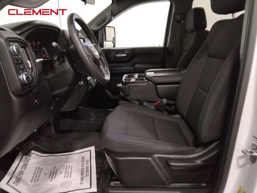 Used 2024 GMC Sierra 3500 Pro image 18