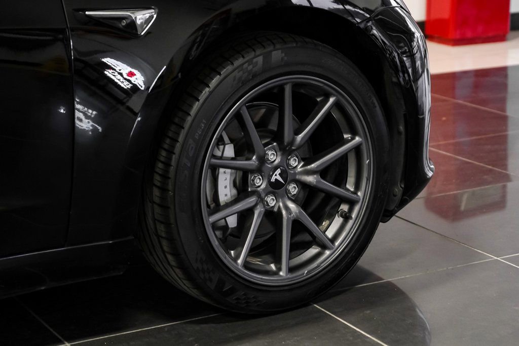 Used 2019 Tesla Model 3 Standard Range Plus image 50