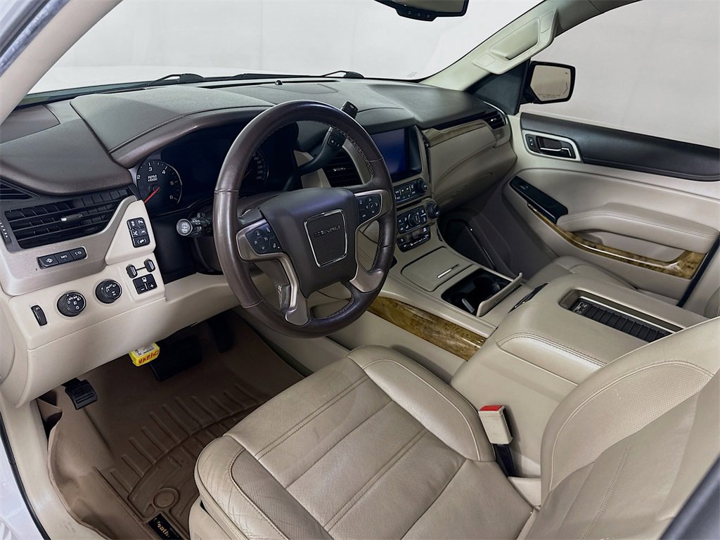 Used 2017 GMC Yukon Denali w/ Open Road Package image 31