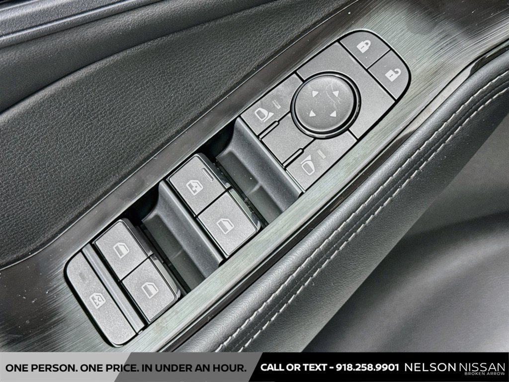 New 2026 Nissan Rogue Dark Armor FWD image 17