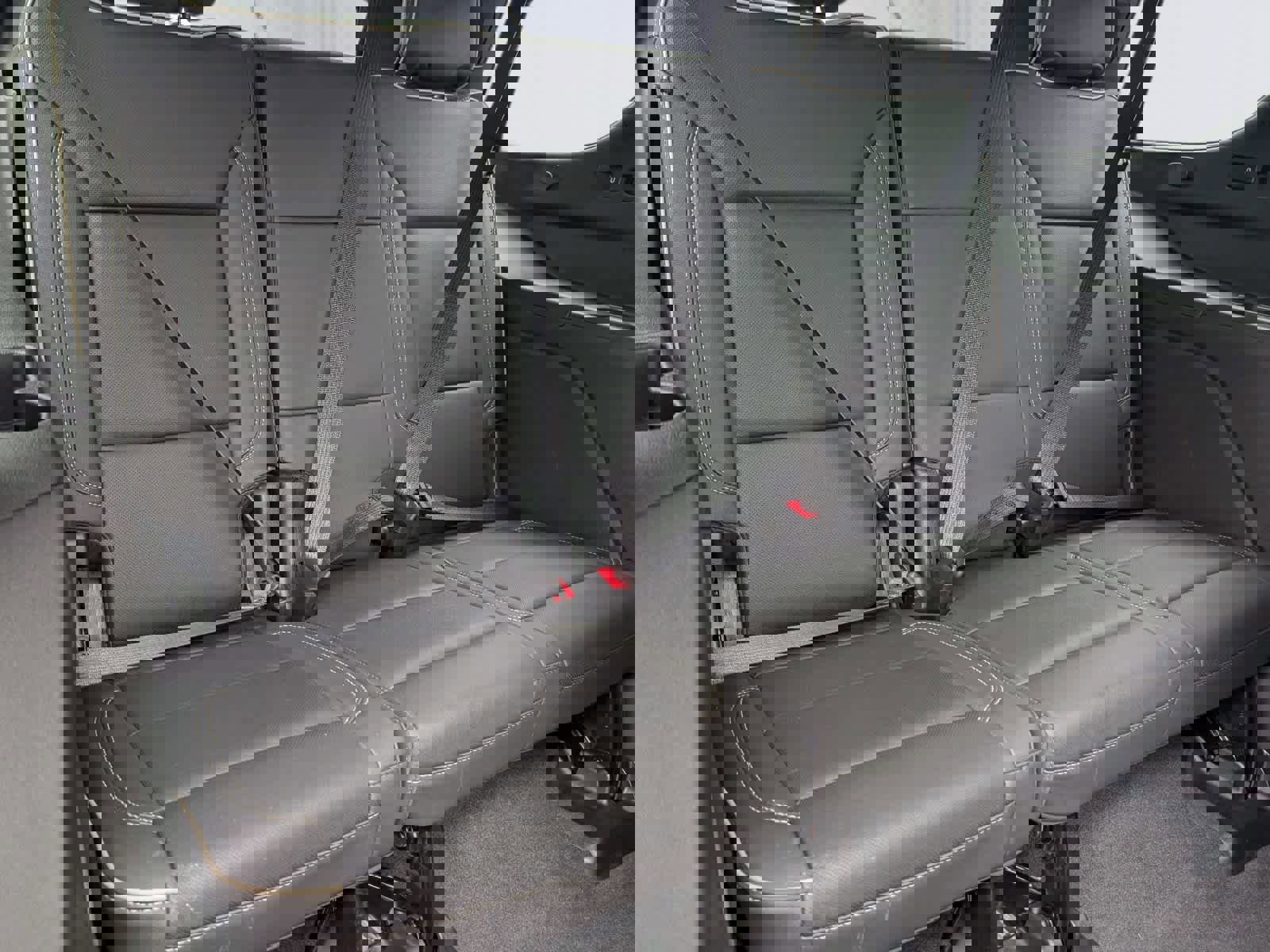 Certified 2023 GMC Yukon SLT w/ SLT Premium Package image 10