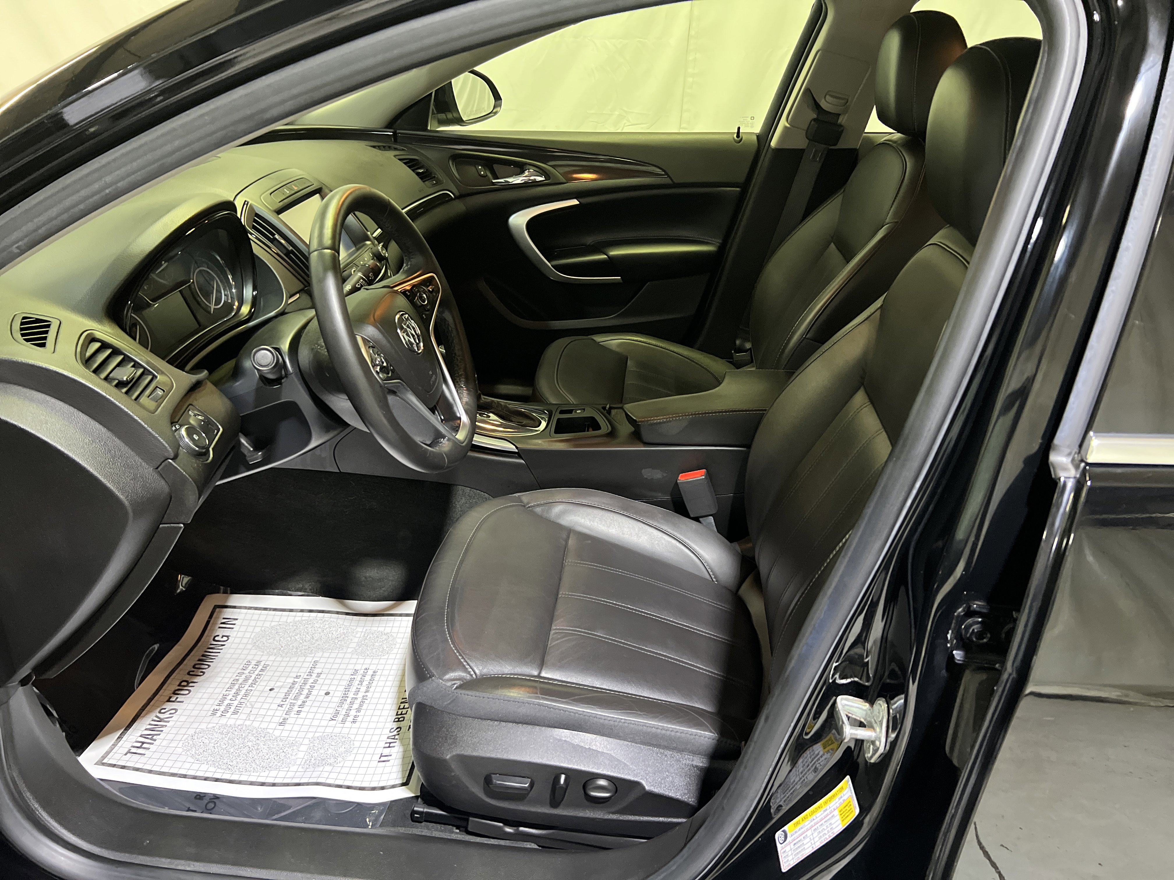 Used 2016 Buick Regal image 17