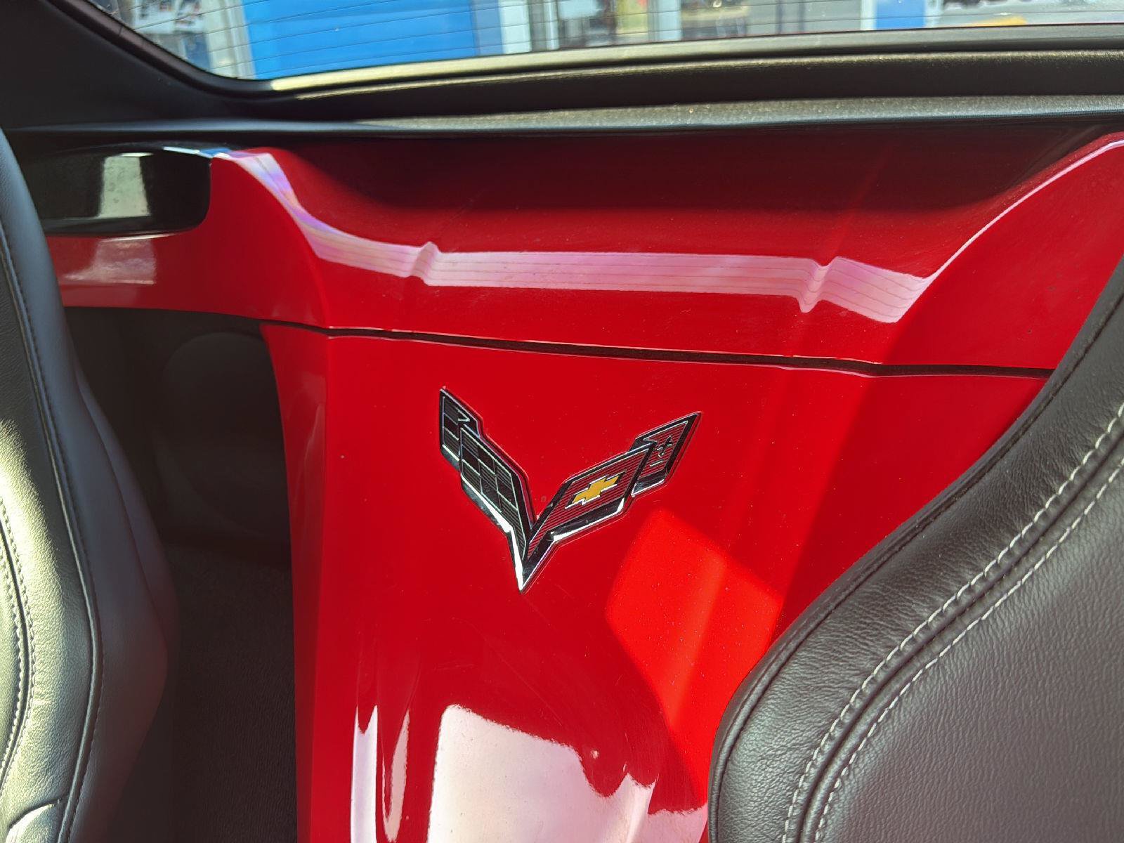 Used 2017 Chevrolet Corvette Stingray Convertible RWD image 21