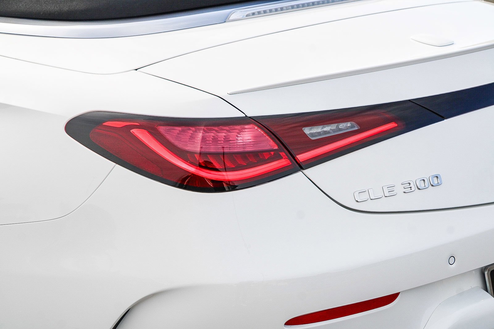 New 2026 Mercedes-Benz CLE 300 4MATIC Cabriolet image 11