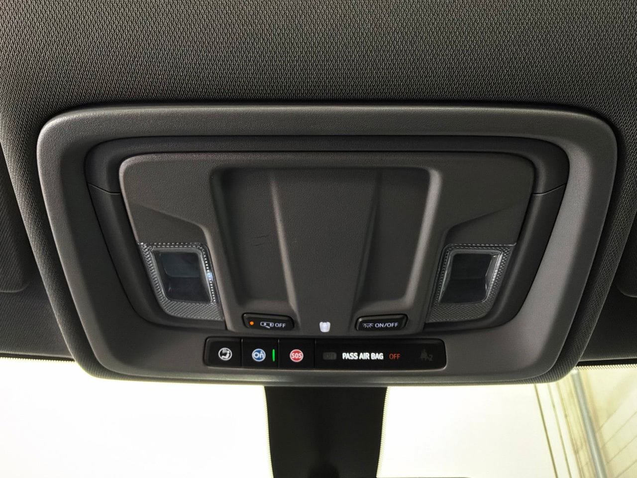Used 2020 Chevrolet Silverado 1500 Custom w/ Custom Value Package RWD image 17