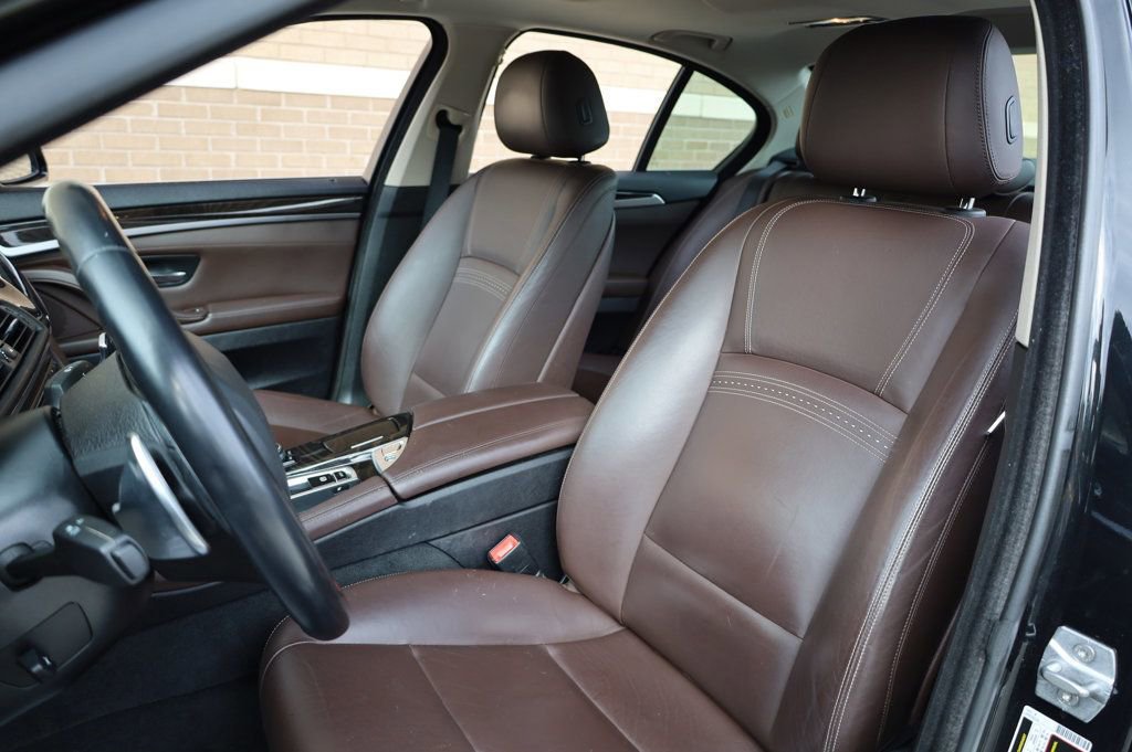 Used 2016 BMW 535i Sedan image 16