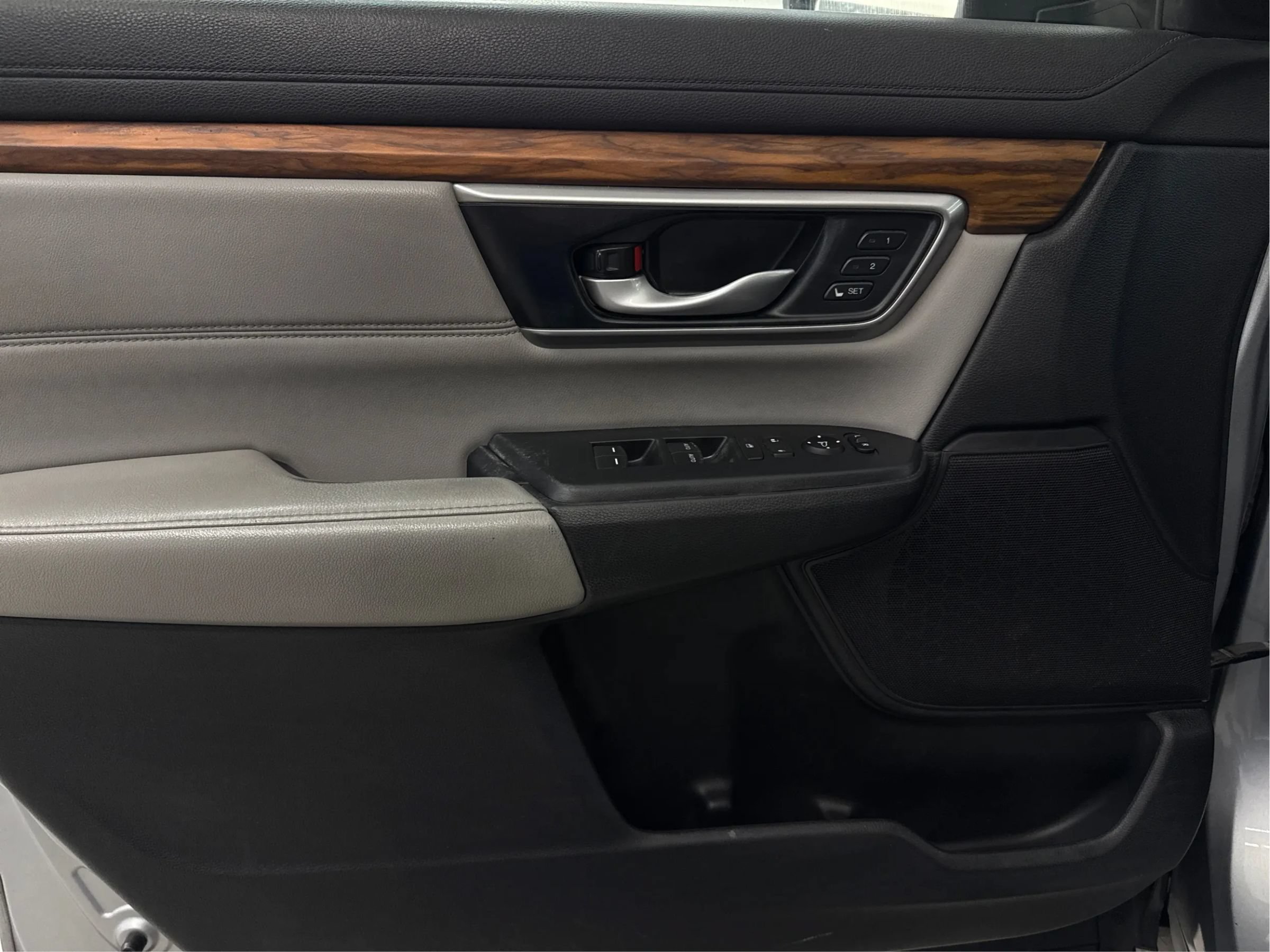 Used 2022 Honda CR-V EX-L image 25
