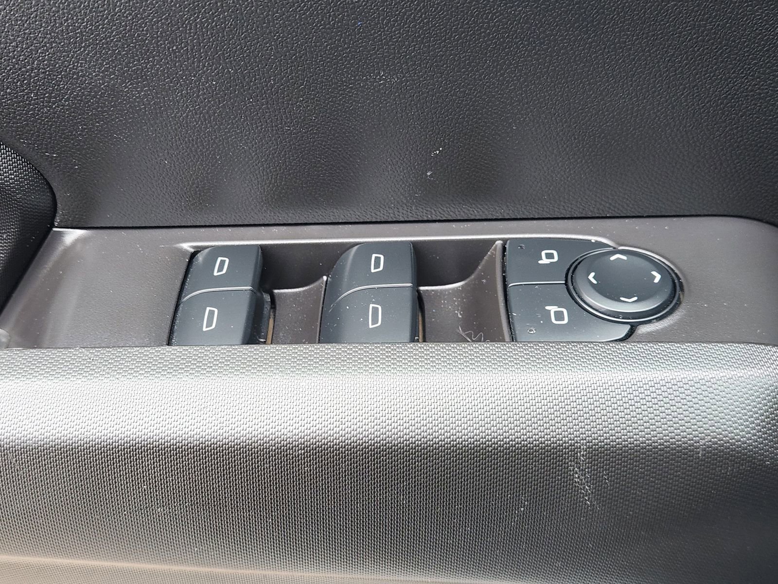 Used 2024 Chevrolet Colorado W/T w/ WT Convenience Package II AWD/4WD image 27