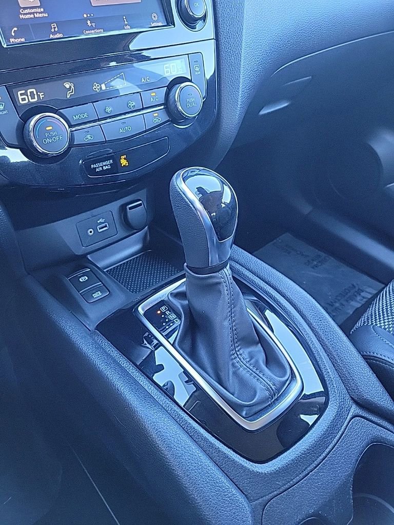 Used 2022 Nissan Rogue Sport SV w/ Technology Package image 24