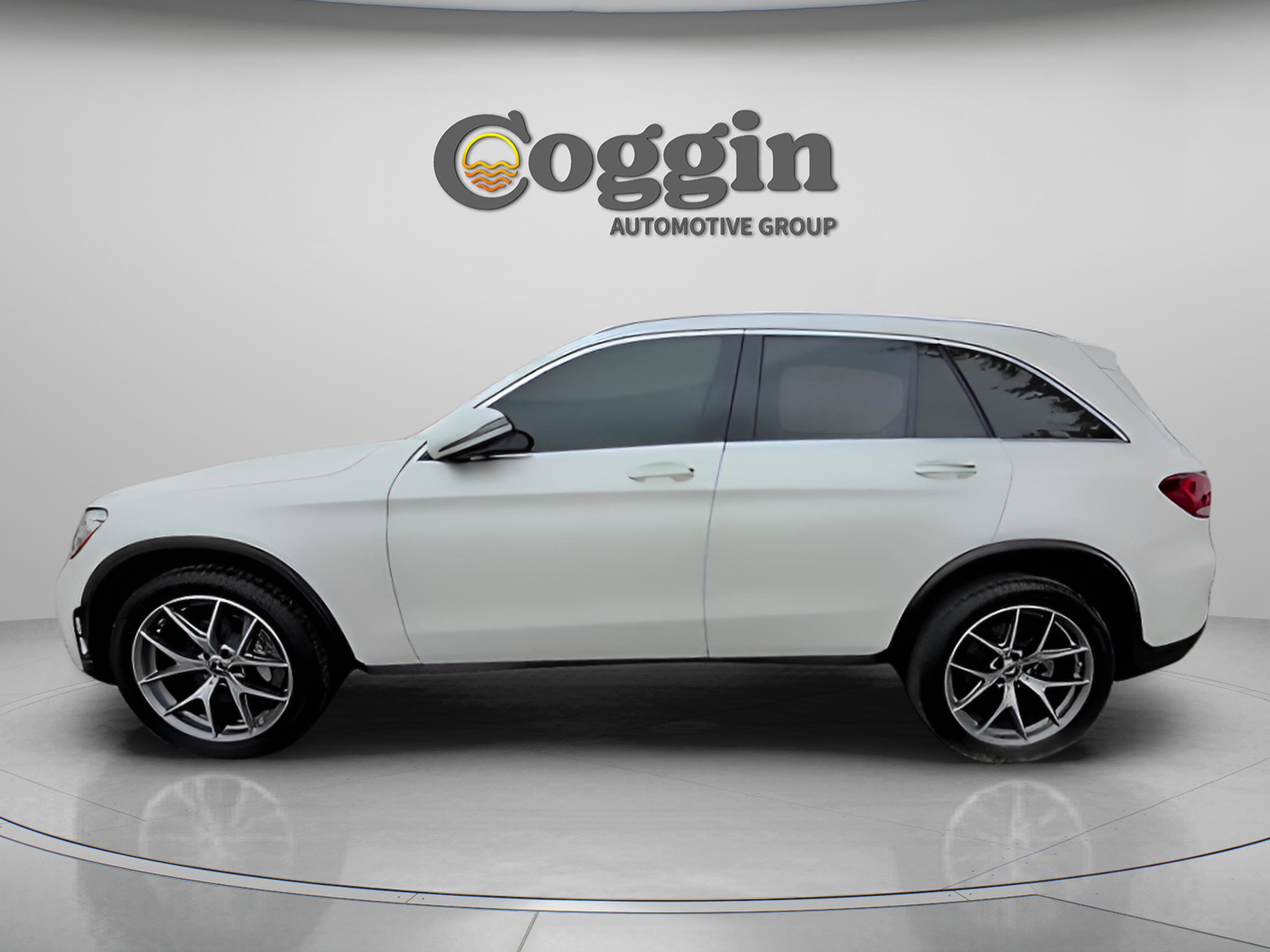 Used 2022 Mercedes-Benz GLC 300 image 5