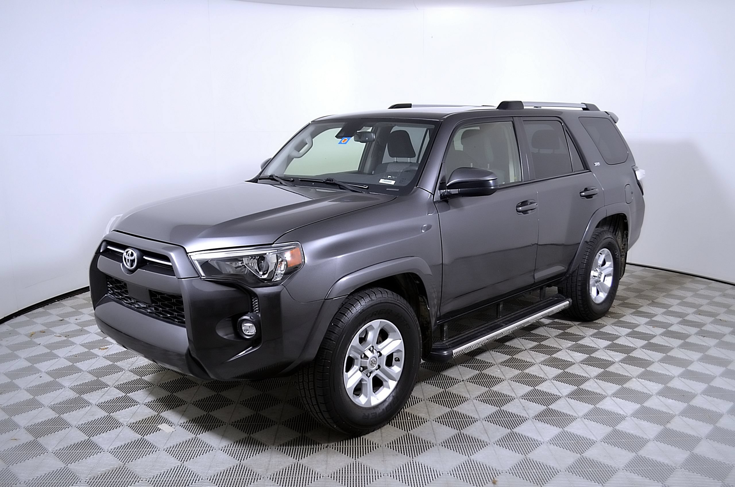 Used 2021 Toyota 4Runner SR5 RWD video 3