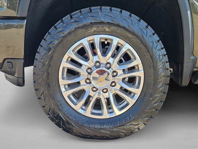 Used 2022 Chevrolet Silverado 3500 High Country w/ Z71 Off-Road Package AWD/4WD image 23