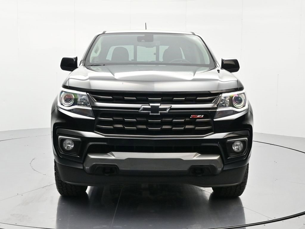 Certified 2021 Chevrolet Colorado Z71 w/ Z71 Midnight Edition image 2
