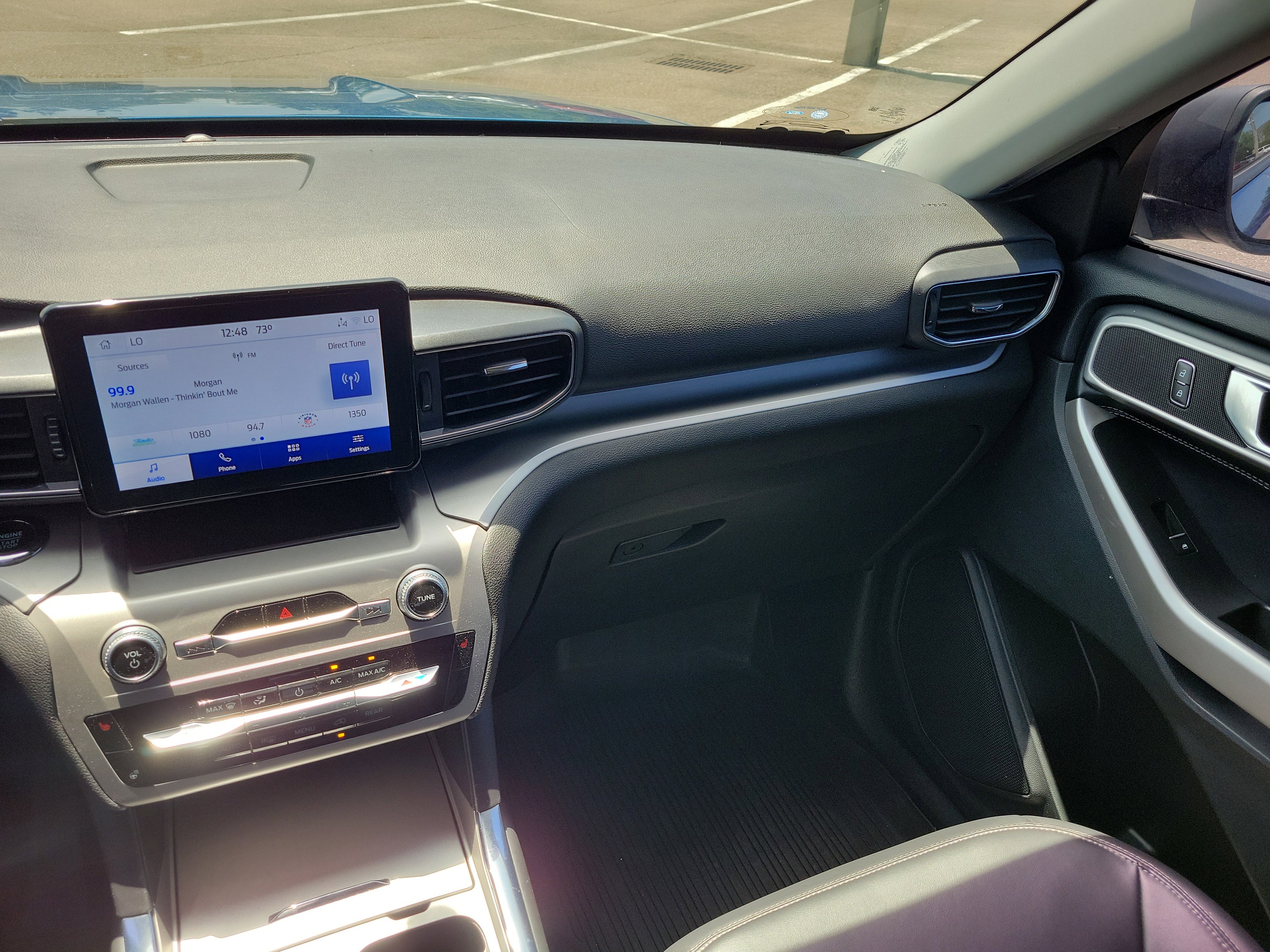 Used 2022 Ford Explorer XLT w/ Equipment Group 202A image 16