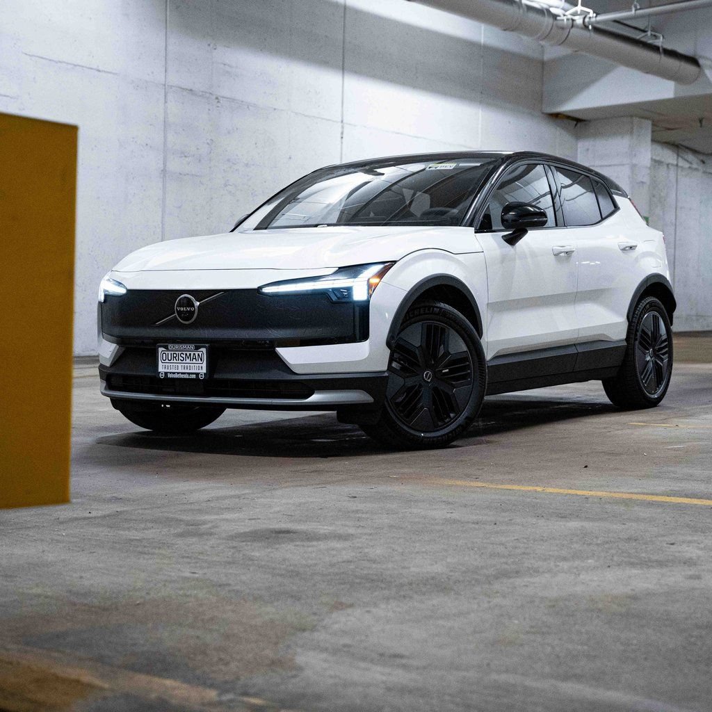 New 2026 Volvo EX30 Cross Country Ultra w/ Protection Package Premier AWD/4WD image 1