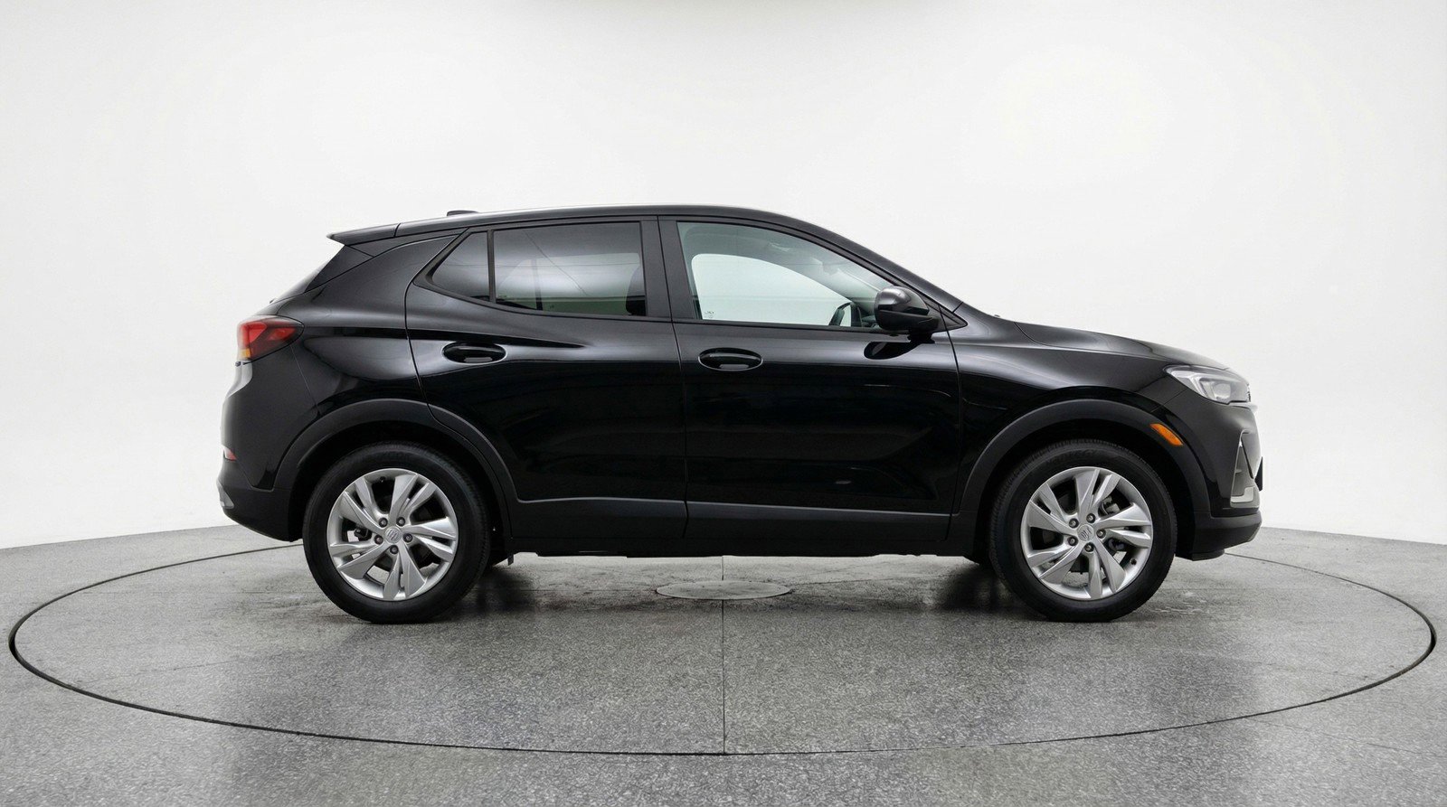 Used 2025 Buick Encore GX Preferred AWD/4WD image 11