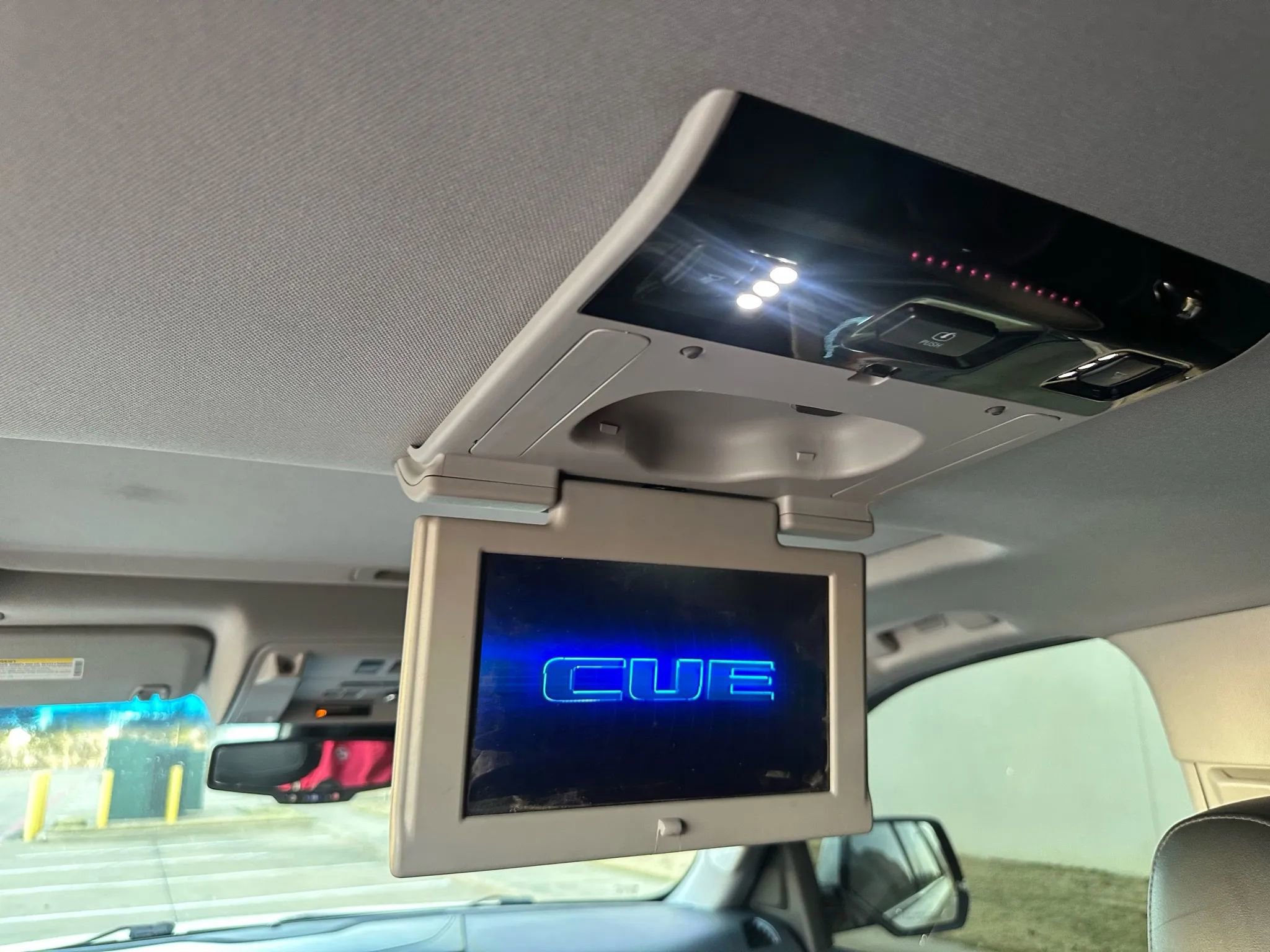 Used 2015 Cadillac Escalade Luxury AWD/4WD image 20