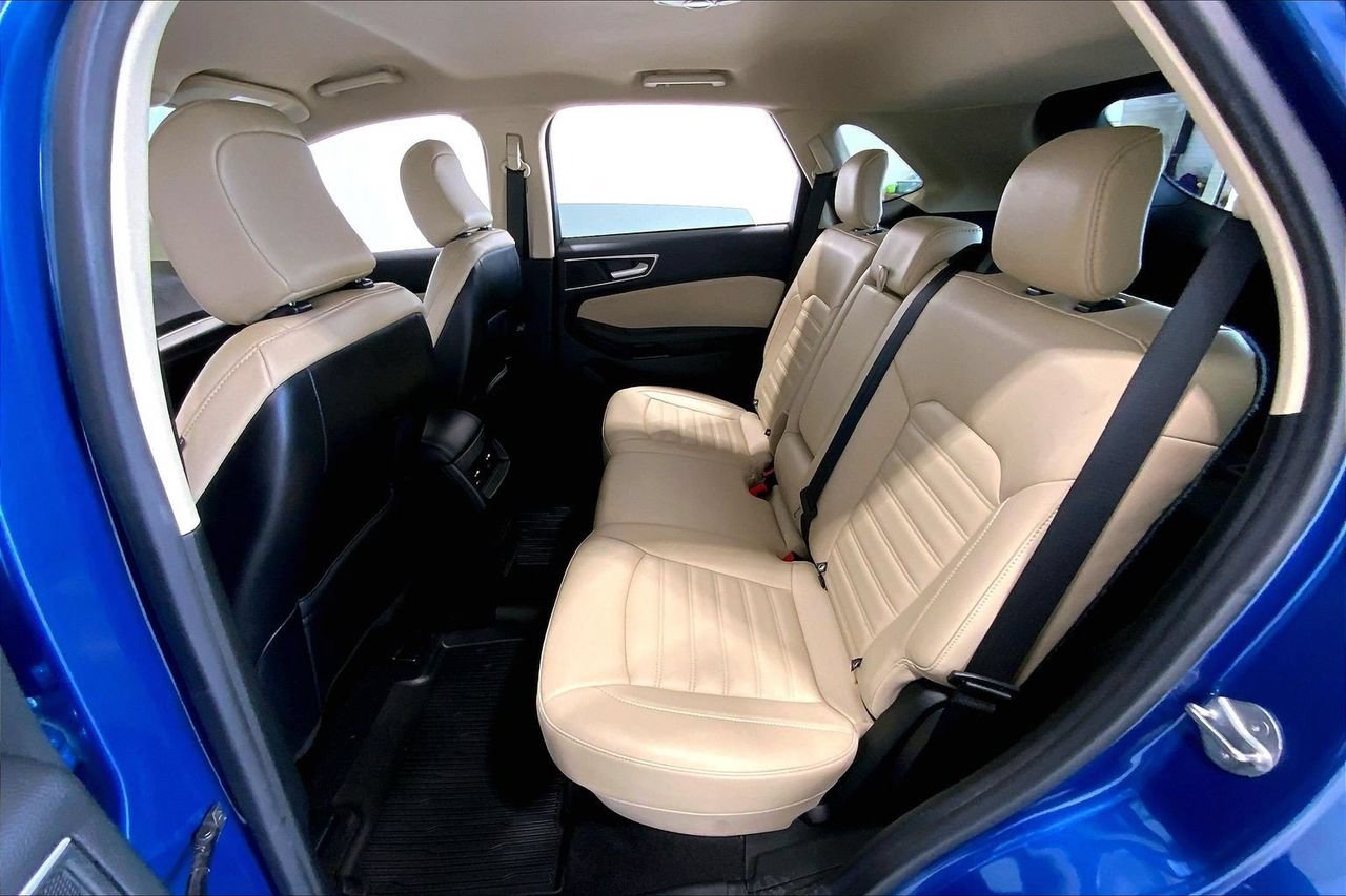 Used 2022 Ford Edge SEL w/ Convenience Package AWD/4WD image 19