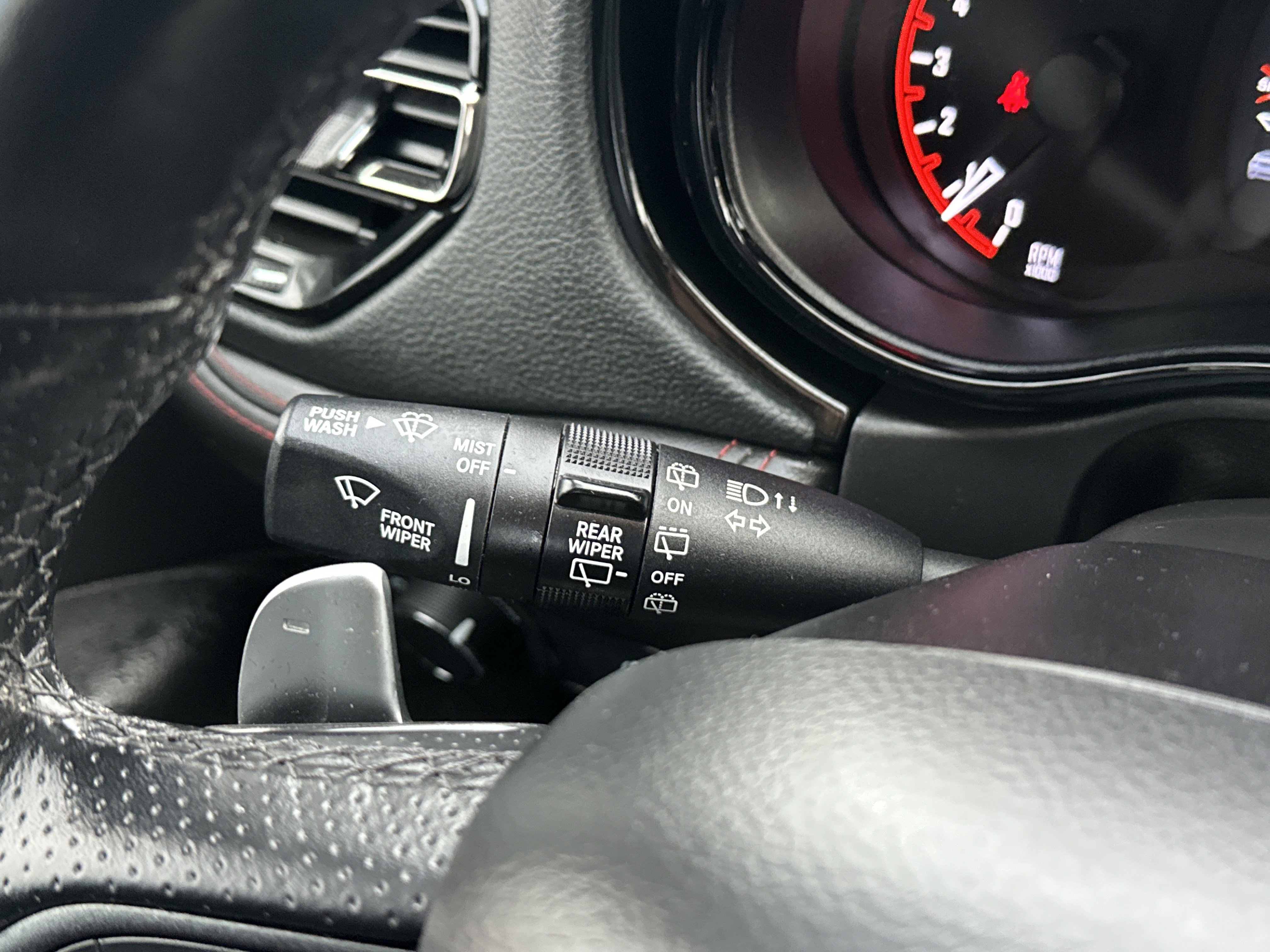 Used 2024 Dodge Durango GT image 19