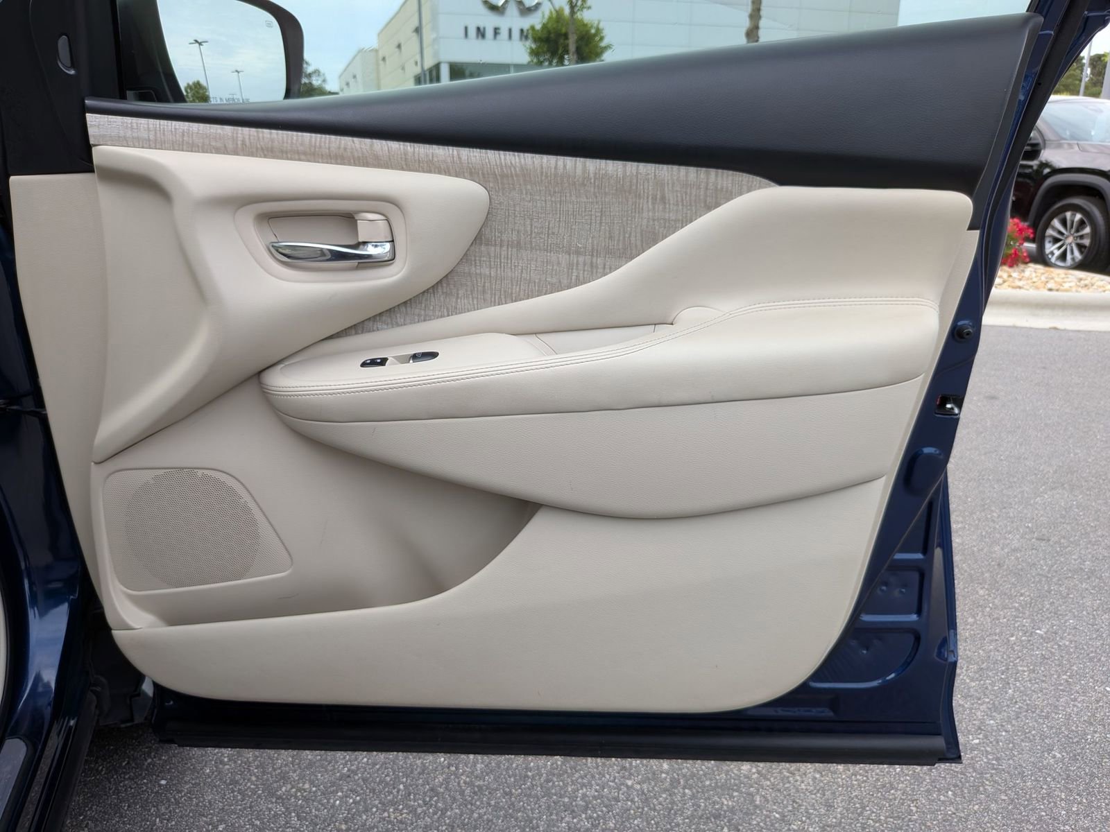 Used 2019 Nissan Murano SL w/ SL Technology Package FWD image 36