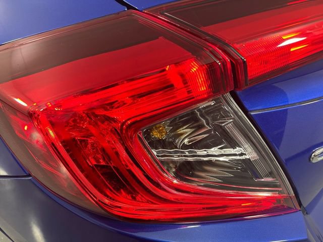 Used 2016 Honda Civic Touring image 32