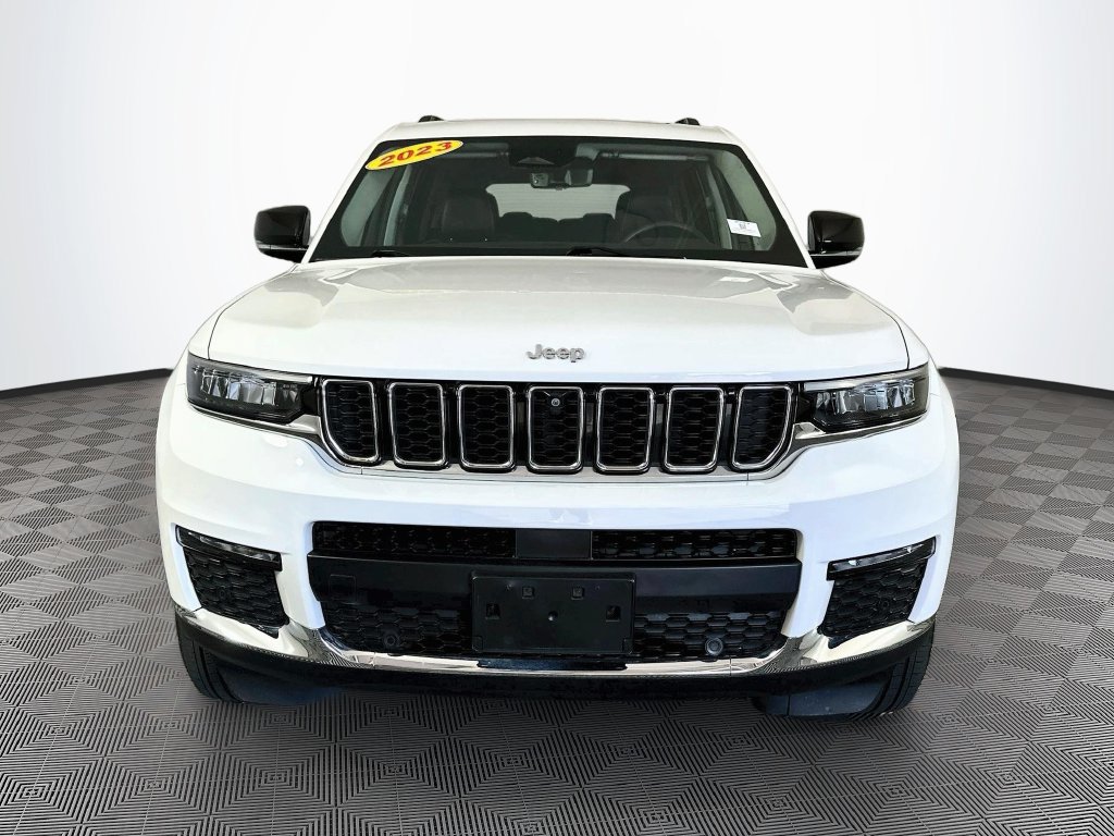 Certified 2023 Jeep Grand Cherokee L Limited w/ Luxury Tech Group II AWD/4WD image 4