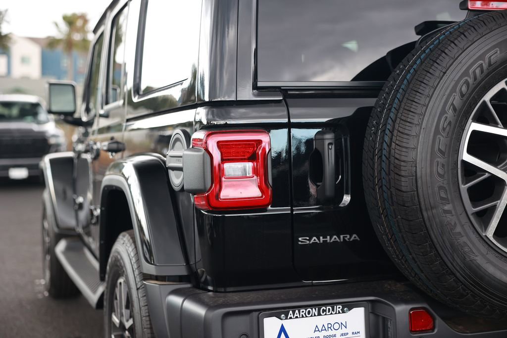 New 2026 Jeep Wrangler Unlimited Sahara AWD/4WD image 10