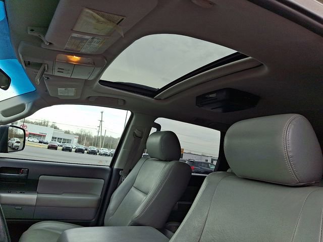 Used 2008 Toyota Sequoia SR5 image 18
